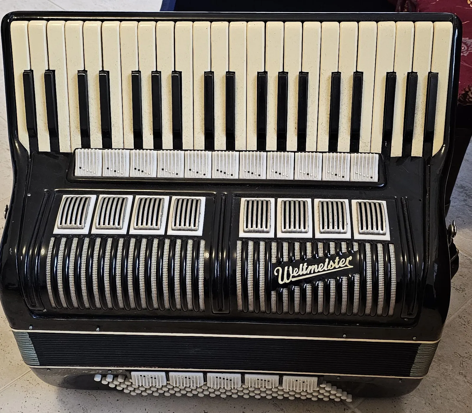 Weltmeister 120 Bass